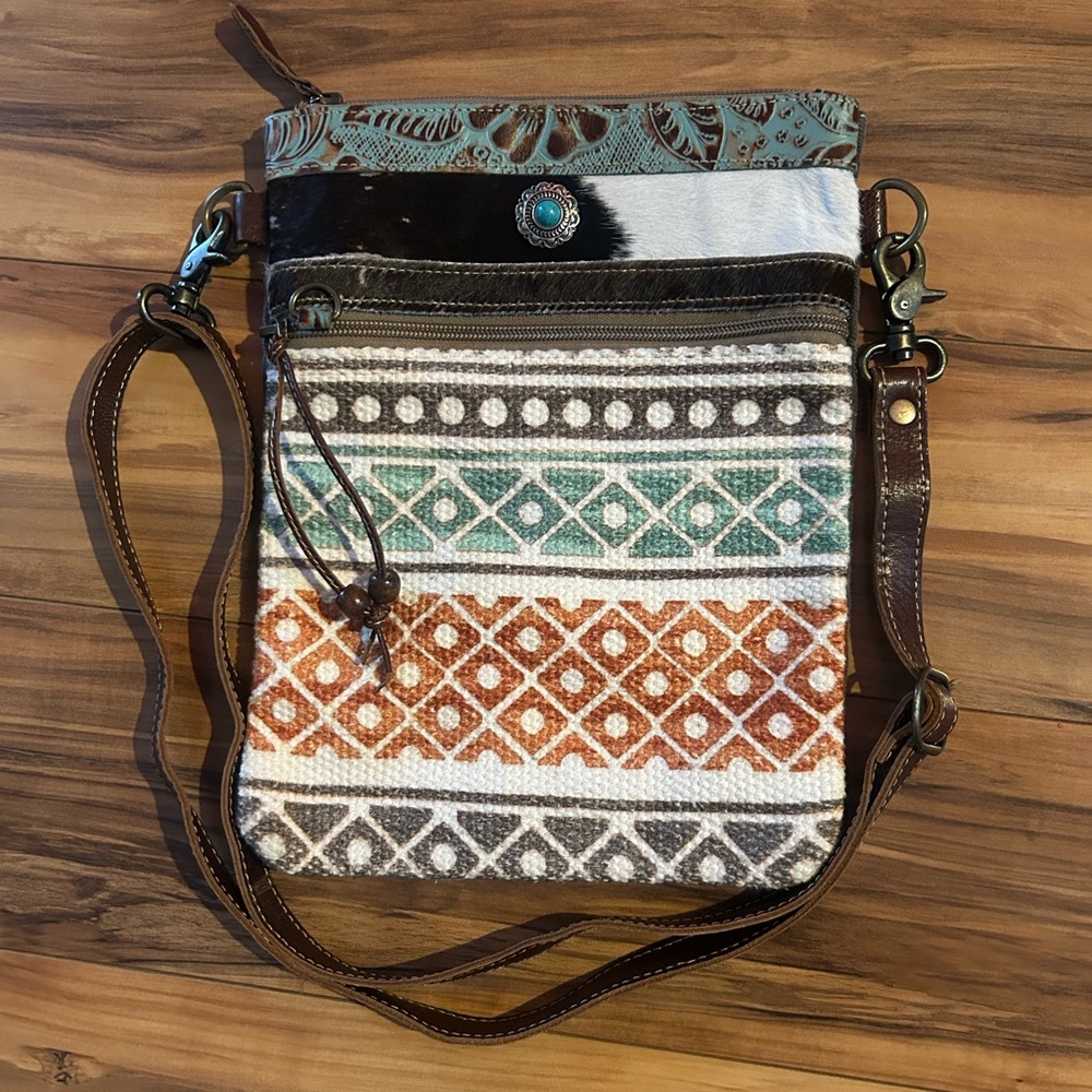 Myra Bag Multicolor Crossbody with Tribal Design